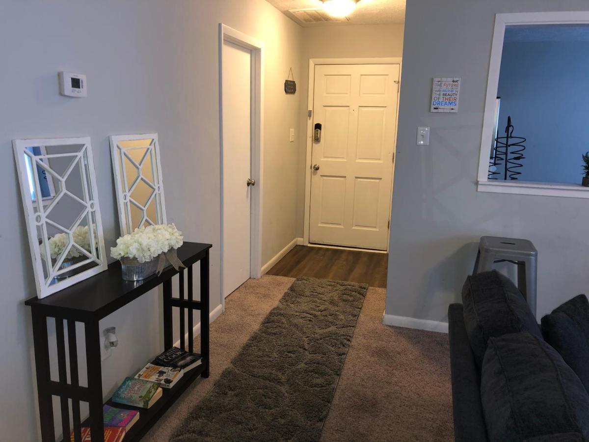 Cozy cottage feel, 5 mins from Ft. Bragg Fayetteville Esterno foto
