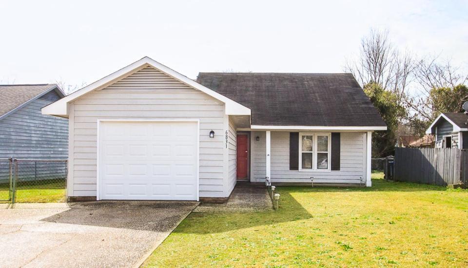 Cozy cottage feel, 5 mins from Ft. Bragg Fayetteville Esterno foto