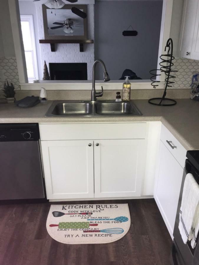 Cozy cottage feel, 5 mins from Ft. Bragg Fayetteville Esterno foto